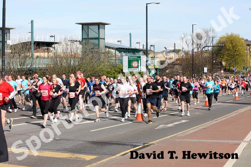 Soon after the start of the Marathon of the North.
